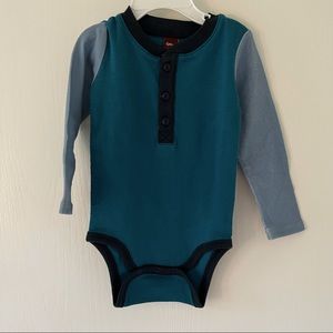 Tea Collect two tone long sleeve onesie 12-18mos